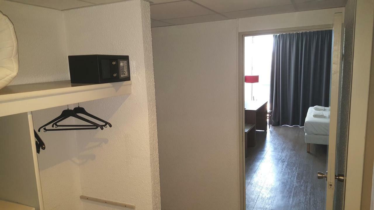 Yes Hotel Avignone Esterno foto